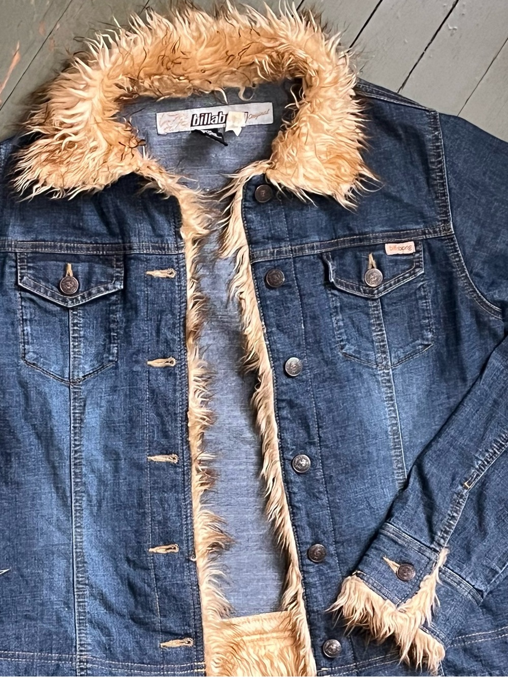 Vtg Y2K Billabong Faux Fur Denim Jacket Dark Wash Boho Surfer Skater style